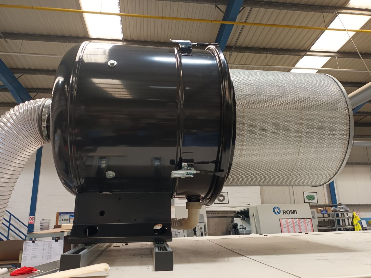 Noil - Oil Fume and Mist Extractor